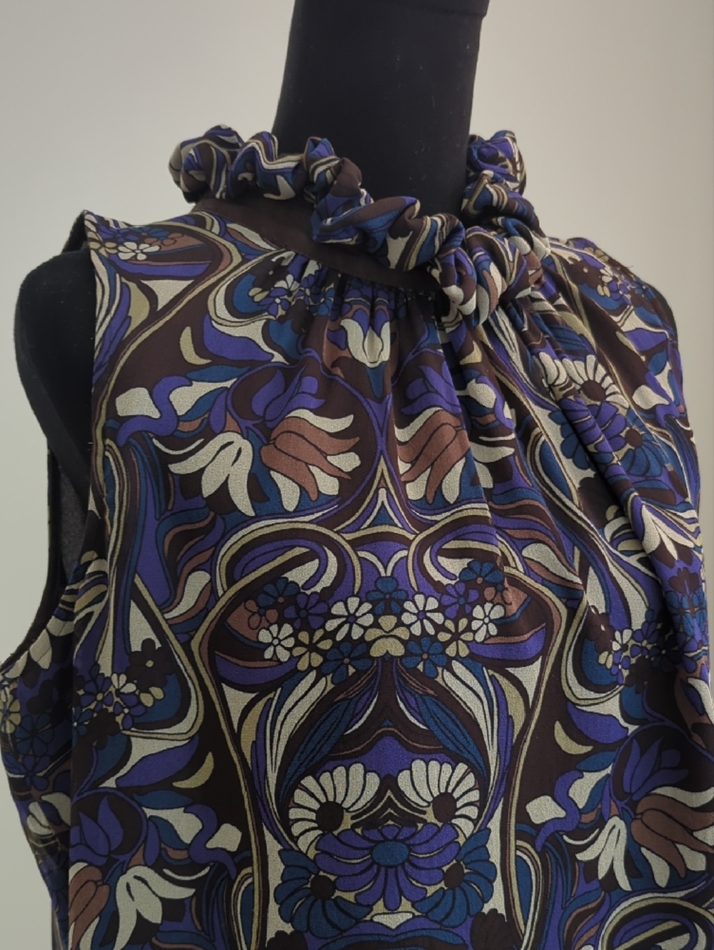 Karen Kane Sleeveless Ruffle-Neck Floral Print Blouse in Purple and Brown